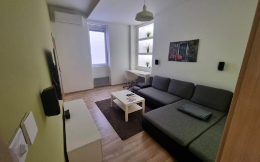 Dob utca - Eladó Lakás - (chx47011)