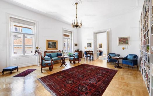 Ferenciek tér - Eladó Lakás - (chx51895)