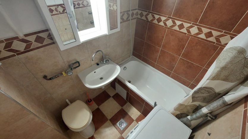 Szabadság utca 35 - Kiadó Lakás - (fi1115)