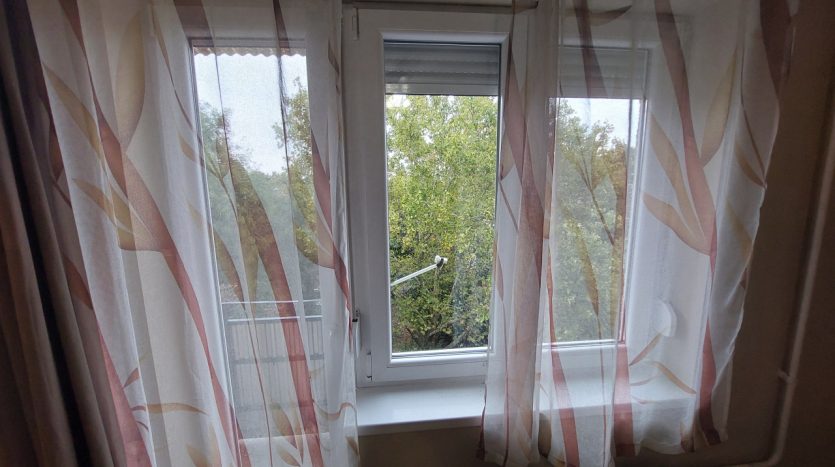 Szabadság utca 35 - Kiadó Lakás - (fi1115)