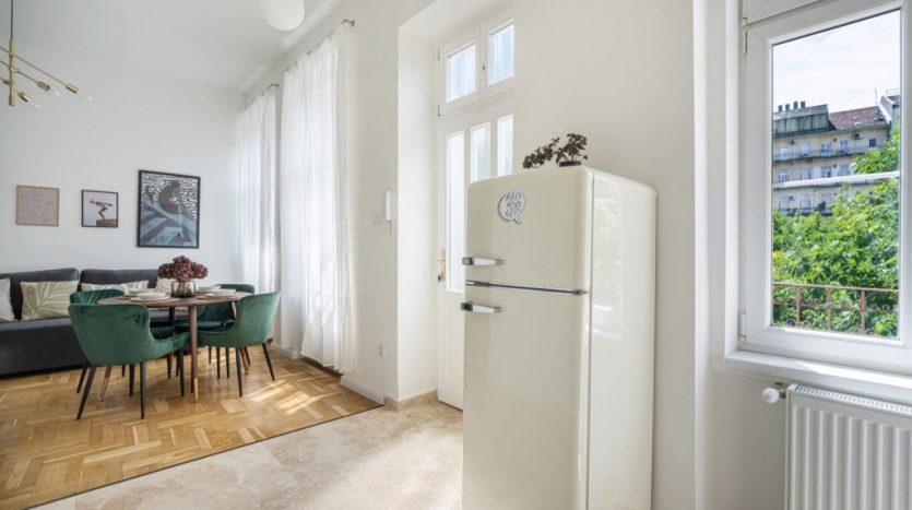 Nagy Diófa utca - Eladó Lakás - (chx53556)