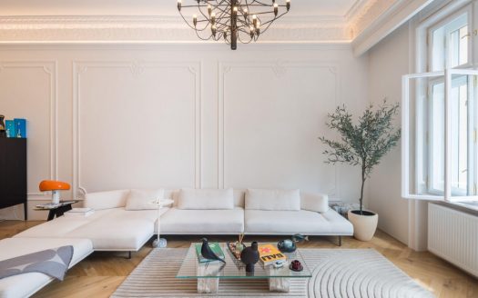 Hold utca - Eladó Lakás - (chx55004)