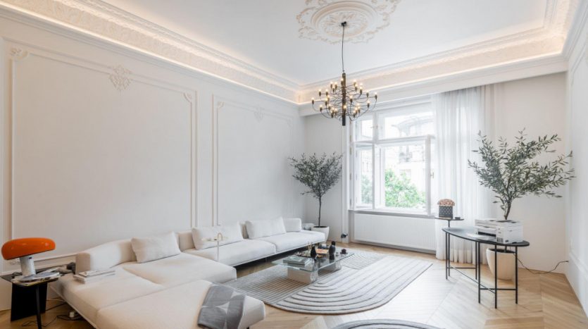 Hold utca - Eladó Lakás - (chx55004)