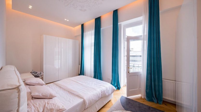 Hold utca - Eladó Lakás - (chx55004)