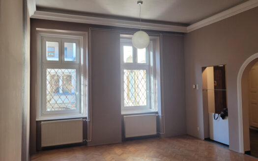 Liszt Ferenc tér - Eladó Lakás - (chx56041)