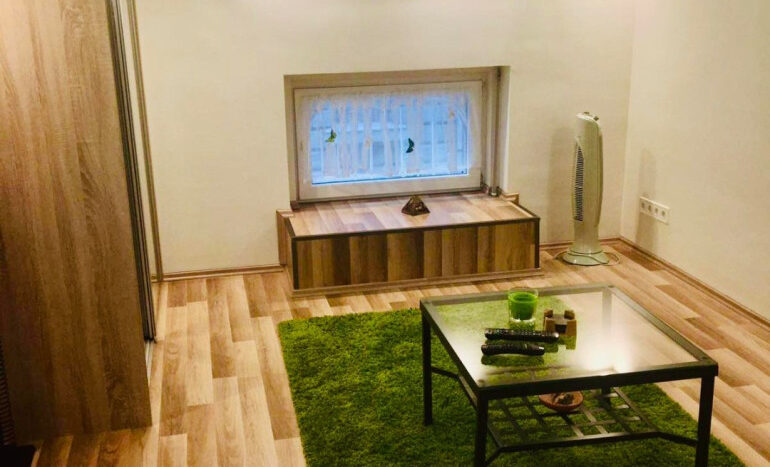 Csepreghy utca - Eladó Lakás - (chm129)