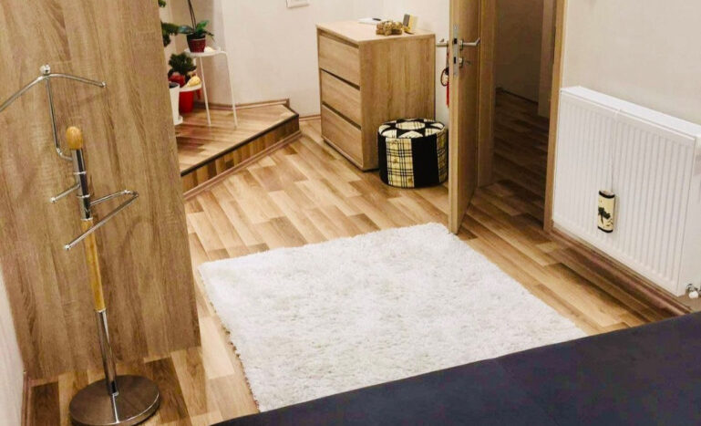 Csepreghy utca - Eladó Lakás - (chm129)