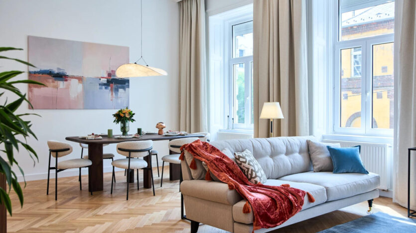 Bihari János utca - Eladó Lakás - (chm224)