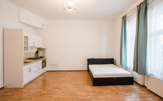 Ferenciek tér - Eladó Lakás - (chx56135)