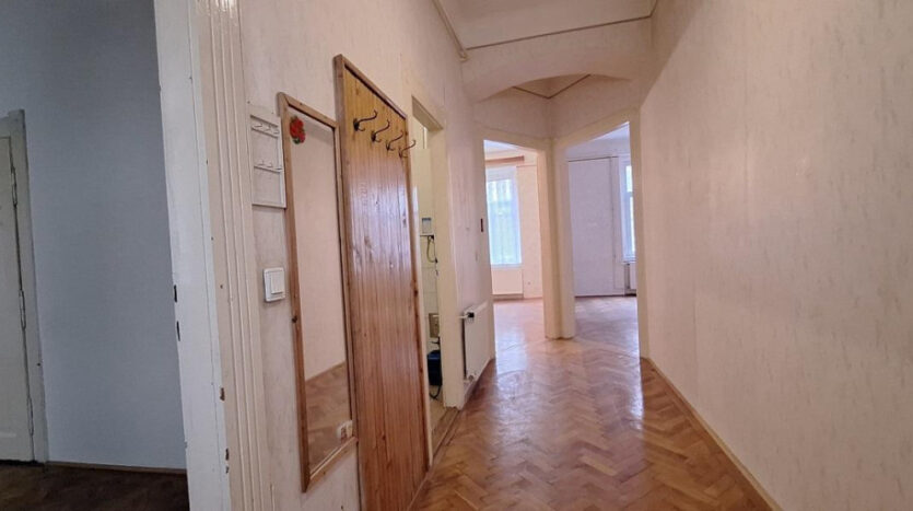 Bakáts tér - Eladó Lakás - (chx56289)