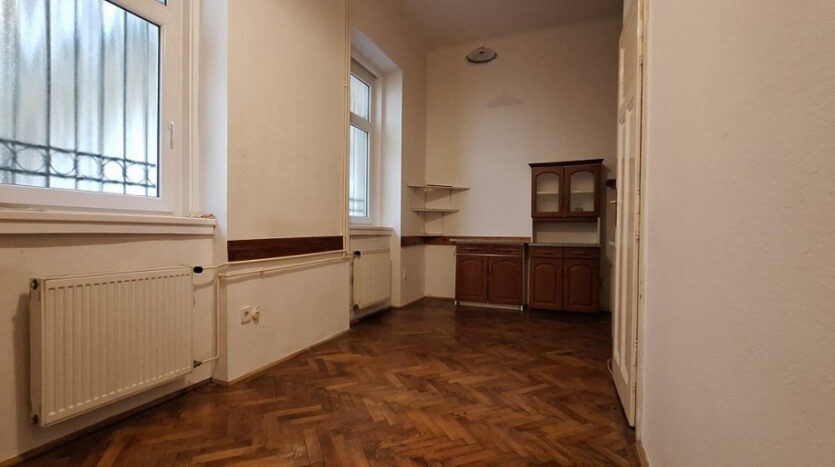 Bakáts tér - Eladó Lakás - (chx56289)