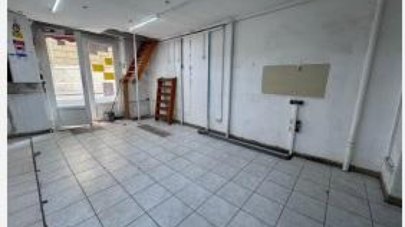 Lázár utca - Eladó Kereskedelmi és ipari ingatlan - (chx56561)