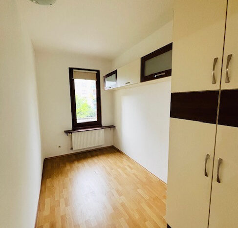 Sólyatér utca - Eladó Lakás - (chm111)