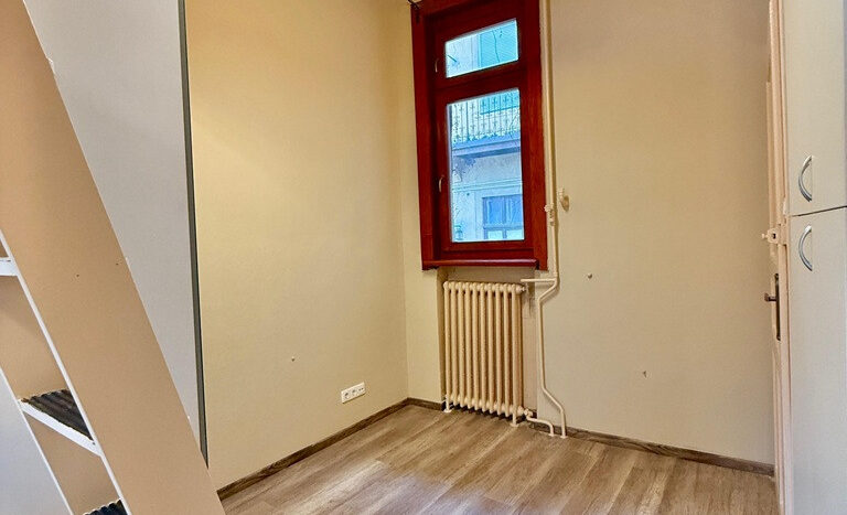 Hársfa utca - Eladó Lakás - (chm450)