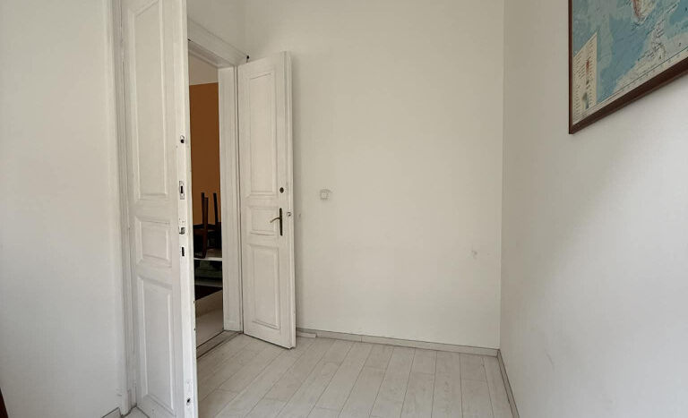 Dózsa György út - Eladó Lakás - (chm524)