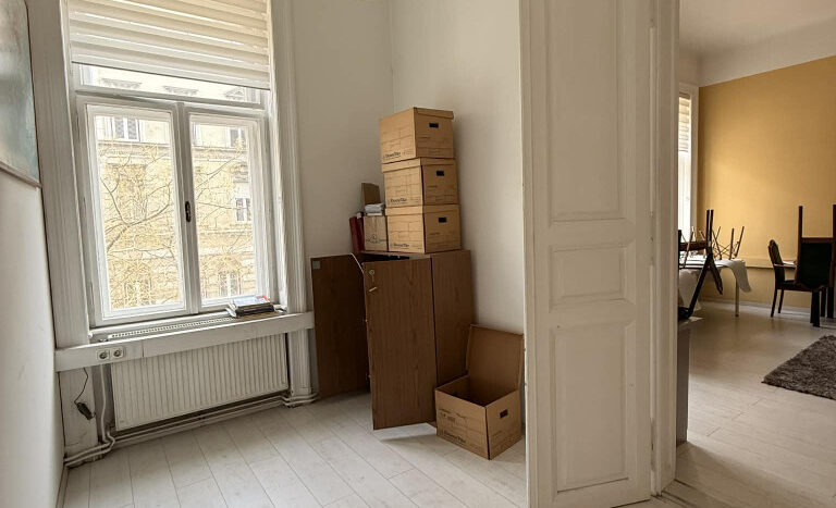 Dózsa György út - Eladó Lakás - (chm524)