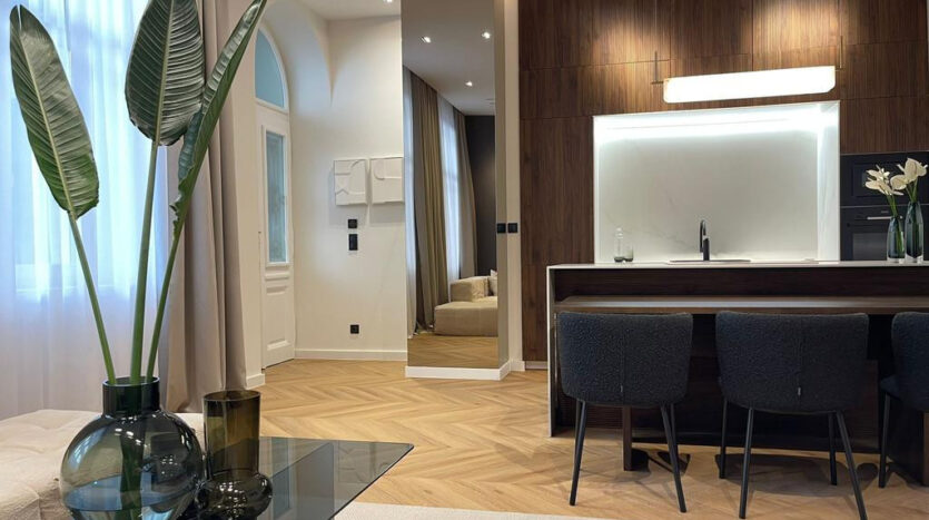 Semmelweis utca - Eladó Lakás - (chx52392)