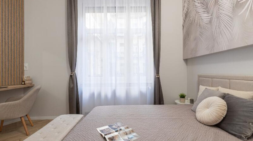 Blaha Lujza tér - Eladó Lakás - (chx58145)