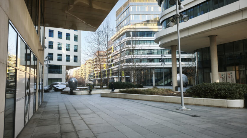 Corvin negyed - Eladó Lakás - (fi1142)