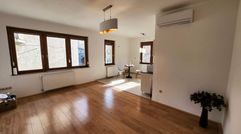 Bártfai utca - Eladó Lakás - (chm681)