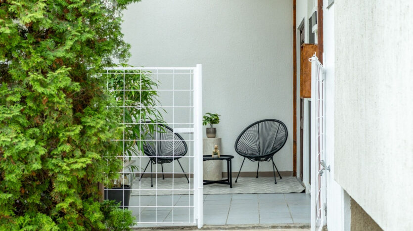 Venetianer utca - Eladó Kereskedelmi és ipari ingatlan - (chm683)