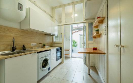 Venetianer utca - Eladó Kereskedelmi és ipari ingatlan - (chm683)