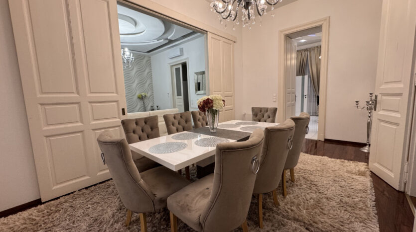 Dalszínház utca - Kiadó Lakás - (chm690)