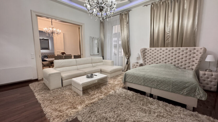 Dalszínház utca - Kiadó Lakás - (chm690)