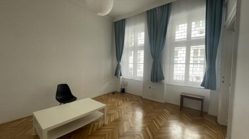 Bihari János utca - Eladó Lakás - (chx60008)