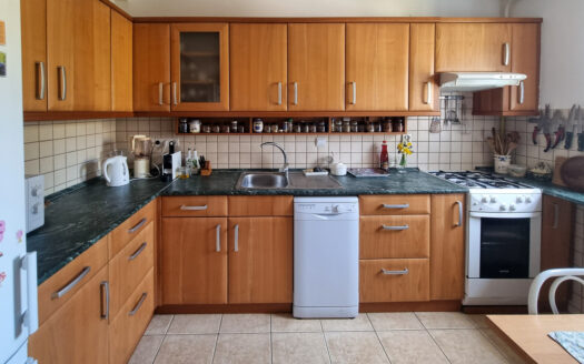 Galántai utca - Eladó Lakás - (fi1146)