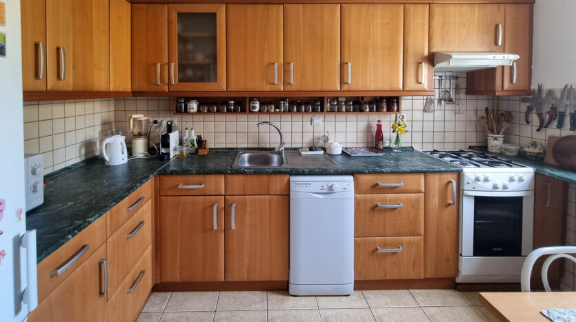 Galántai utca - Eladó Lakás - (fi1146)