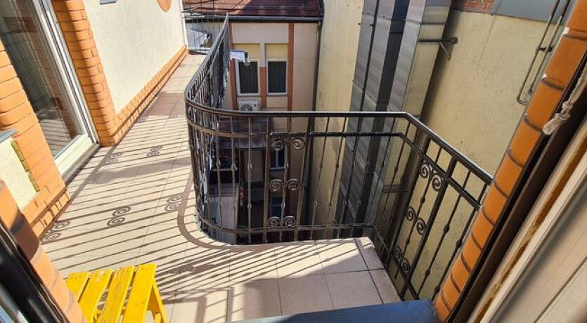 Szent István tér - Eladó Lakás - (chx61894)