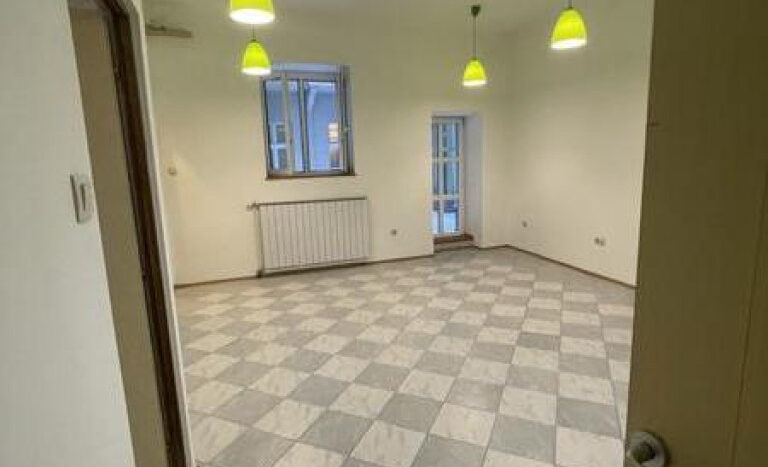 Ó utca - Eladó Kereskedelmi és ipari ingatlan - (chx62788)