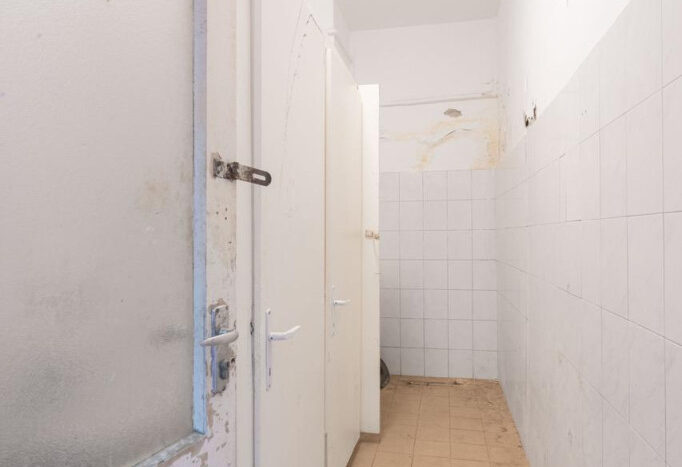 Veres Pálné utca - Eladó Kereskedelmi és ipari ingatlan - (chx63046)